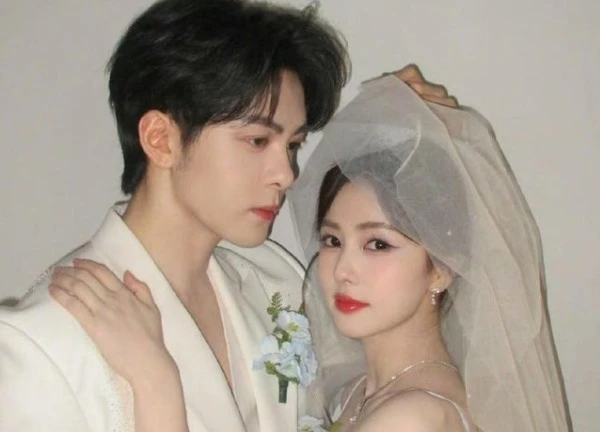 Cô dâu chú rể đẹp nhất Trung Quốc hiện tại: Visual nét căng, chemistry cực soft ngắm là "xỉu cái đùng"