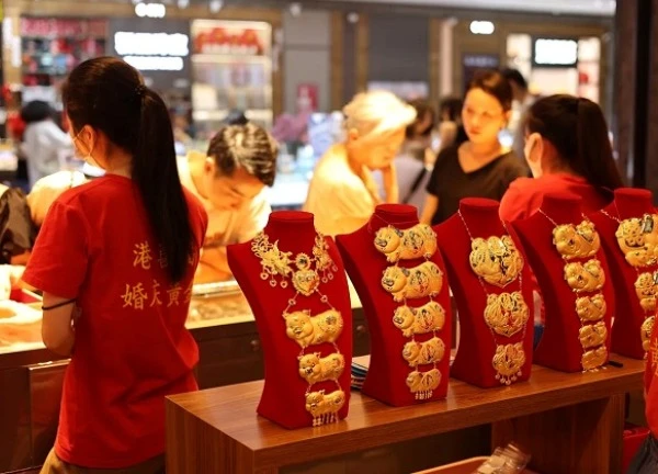 Mặt tối của cơn sốt vàng ở Trung Quốc