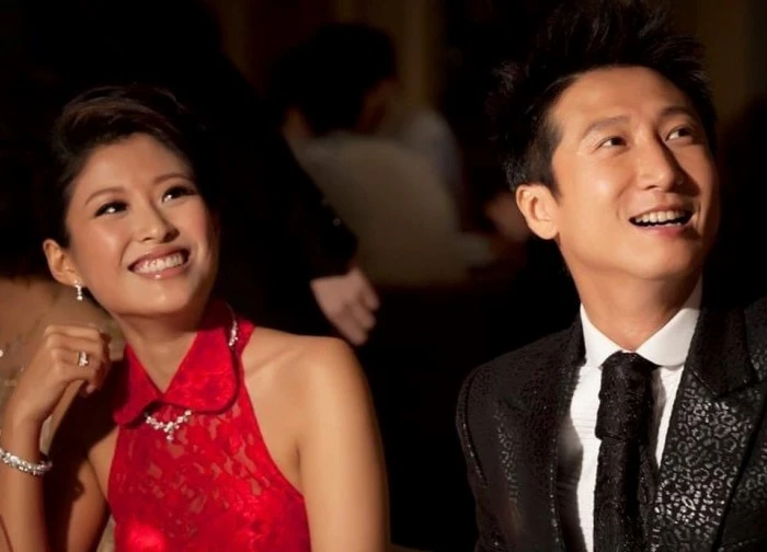 Á hậu đình đám lộ ảnh cặp kè 3 người đàn ông sau lưng chồng là con trai của "ông trùm showbiz"