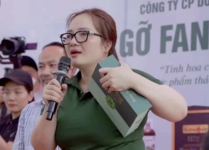Doanh nhân Hoàng Hường và loạt b.ê bố.i: Hàng loạt quảng cáo thuố.c "nổ tung trời" bị xử phạt đến phát ngôn xúc phạm người dân tộc