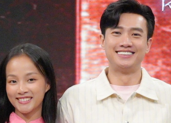 Quoc Truong and his rumored 13-year-younger lover were caught alive! at "5-star hotel"