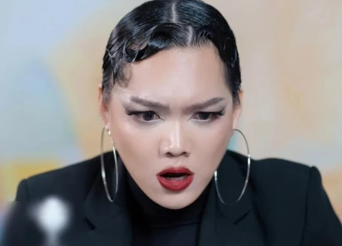 Pham Thoai was called out for "fake", social media froze after a series of billion-dollar livestreams!