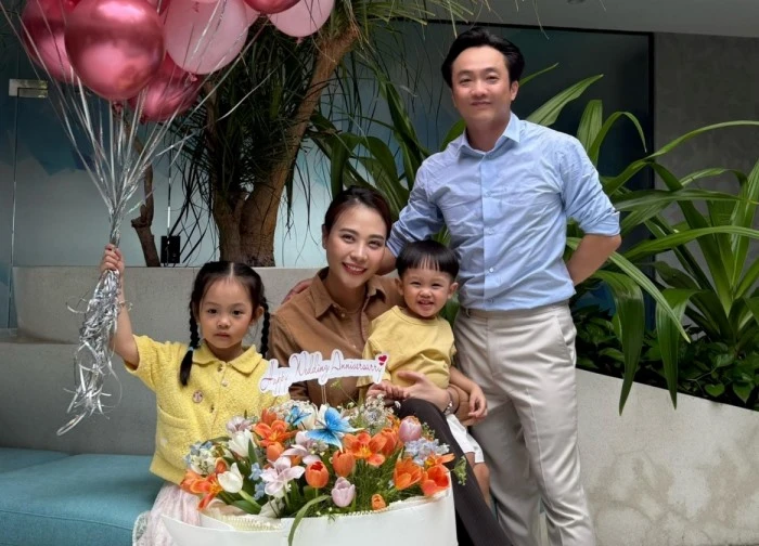 Sao Việt 29/7: Cường Đôla và Đàm Thu Trang kỷ niệm 6 năm ngày cưới
