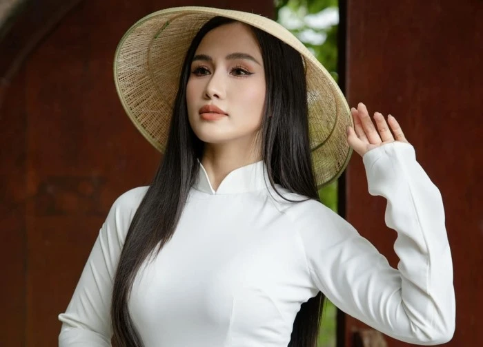 Thêm một ca sĩ gây chú ý khi thi Miss Grand Vietnam