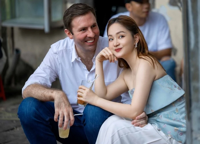 Diễn viên Lan Phương ly thân chồng Tây