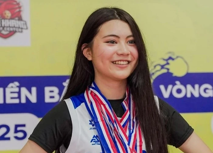 Xem Hạt Dẻ nhà MC Quyền Linh chơi bóng rổ: Chẳng còn hình tượng nàng thơ nhưng vẫn cuốn vô cùng!