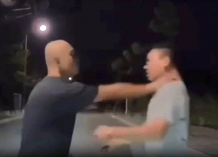 Ngỡ ngàng cảnh căng lưới, ngăn đường ở khu đô thị để chơi pickleball