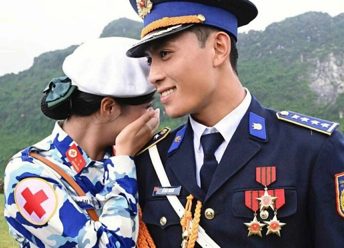 Điều thú vị của cặp đôi được "Tổ quốc se duyên": Dù là người yêu cũng không có ngoại lệ hay đặc cách