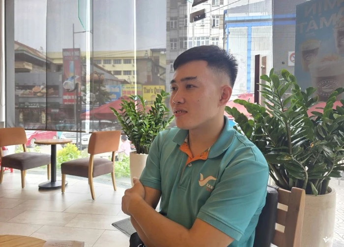 Vụ nhóm người chặn taxi, đuổi phụ nữ bế con nhỏ ra khỏi xe: Nam tài xế lên tiếng