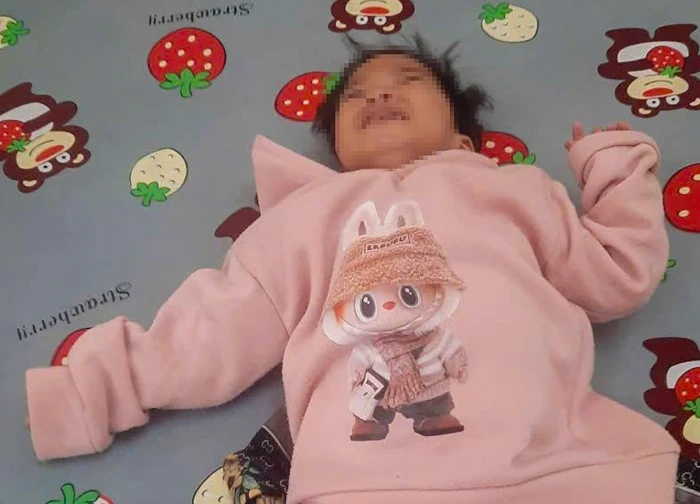 Bé gái bị bỏ rơi cùng tâm thư nhói lòng của người mẹ ở Đà Lạt