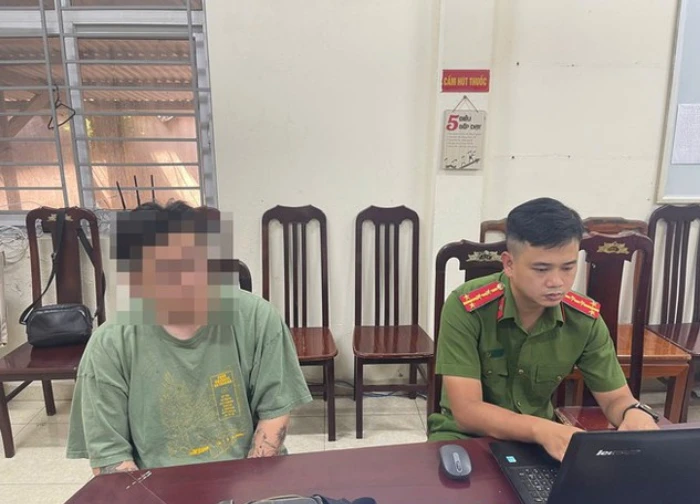 Lộ danh tính gã đàn ông "tác động vật lý" phụ nữ chung cư Hà Nội, CĐM phẫn nộ