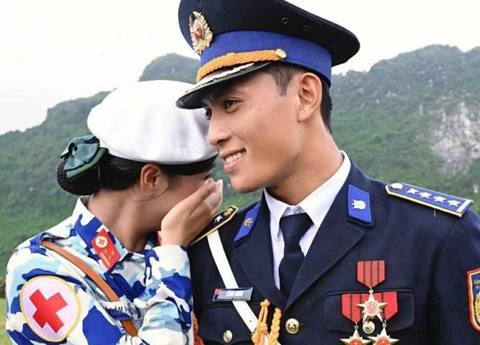Danh tính người yêu Trung uý Ngô Lâm Phương "sáng nhất" hôm nay: 10 điểm đẹp đôi, không ai nghĩ đến kịch bản này!