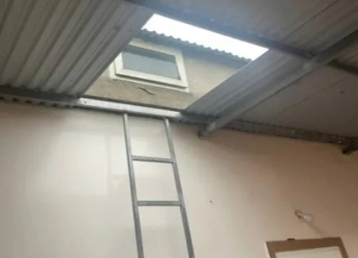 "Bão xong tự nhiên có cái giếng trời": Đi xa nhà, bật cười rồi lại muốn khóc khi nhận tin nhắn của bố