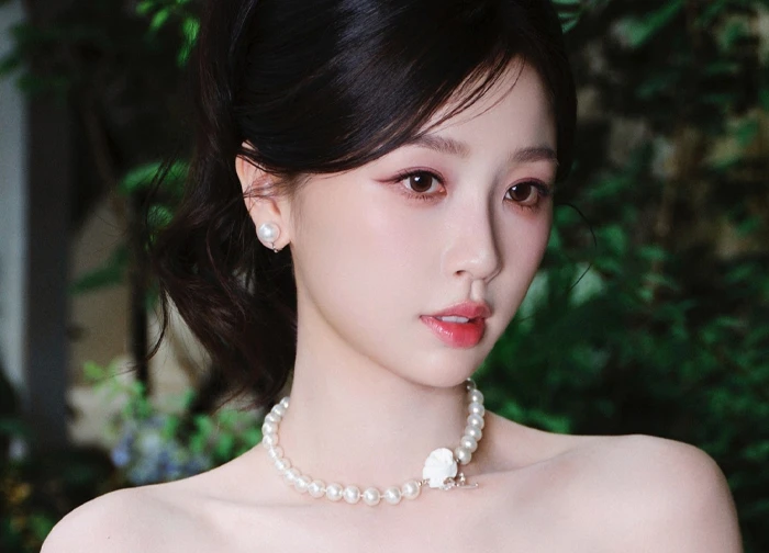 Ngu Thư Hân gây thù với nửa Cbiz, bị đồng nghiệp chỉ thẳng mặt