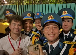 Người hot hơn cả dàn sao trong buổi tổng hợp luyện lần 2