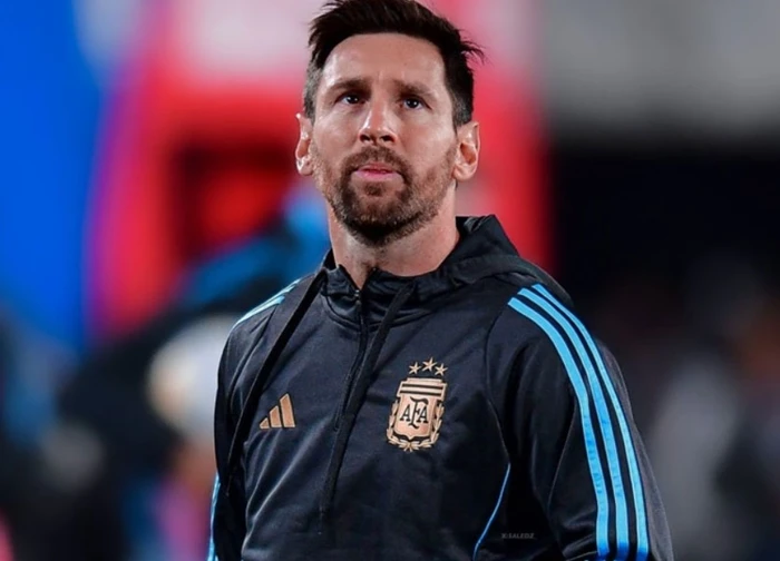 Lionel Messi bật khóc trong khoảnh khắc xúc động trước trận gặp Venezuela
