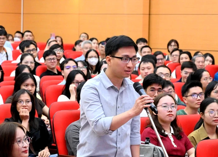 Profile "top of the roof" Vu Ngoc Duy defeated nearly 1,000 contestants, valedictorian of BSNT 2025