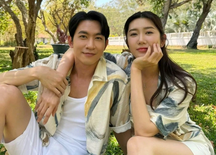 Thúy Ngân lên tiếng giữa tin toang với bạn trai nam thần màn ảnh: "Hãy đối xử với người bên cạnh tốt 1 chút!"