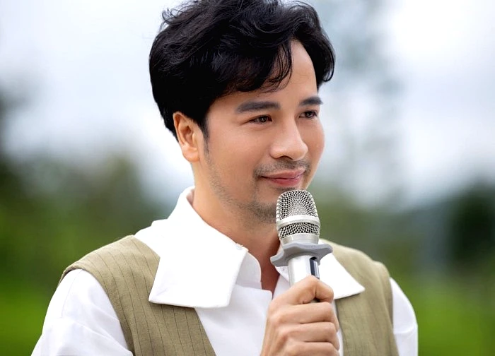 Diễn viên 41 tuổi vừa cầu hôn bạn gái bác sĩ kém 16 tuổi: Từng hủy hôn nữ nghệ sĩ nổi tiếng, siêu giàu