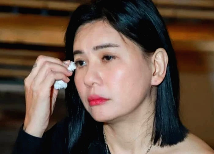 Cat Phuong apologized after being threatened with a lawsuit by the director of "If you play, you will suffer"
