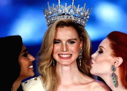Miss Cosmo Netherland shocked everyone when she was Miss International Queen
