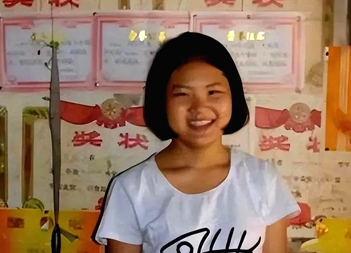 Nhặt đứa bé gái bị bỏ rơi ở cổng về nuôi, 2 người đàn ông nhận cái kết sau 30 năm: "Sao cô lại đối xử với họ như vậy?"