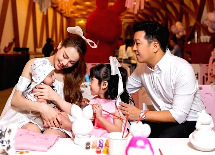 7 năm hôn nhân viên mãn của Nhã Phương, Trường Giang