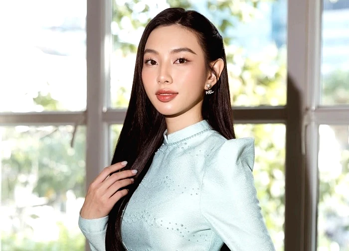 Hình ảnh gây xôn xao của Hoa hậu Thuỳ Tiên