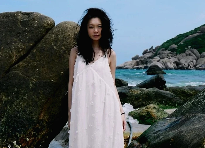 'Nàng thơ' gây phẫn nộ vì khen chồng giống Hứa Quang Hán