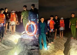 Hai học sinh mắc kẹt trên sông Ba khi thủy điện xả lũ