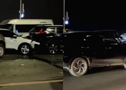 5 ô tô đâm liên hoàn trên cầu Nhật Tân