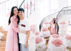 Mai Davika beams with joy in romantic photos, Ter Chantavit asserts his dominance.