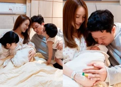 Nhã Phương reveals the name of her third child, Trường Giang's cryptic comment sparks online speculation?