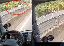The police entered the case of the driver abandoning the car, rushing through the divider to save the girl in the middle of the national highway