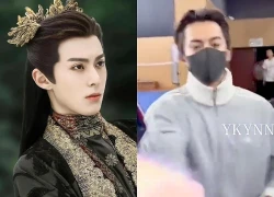 Vương Hạc Đệ lộ khoảnh khắc thái độ "lồi lõm", hất văng điện thoại của fan?